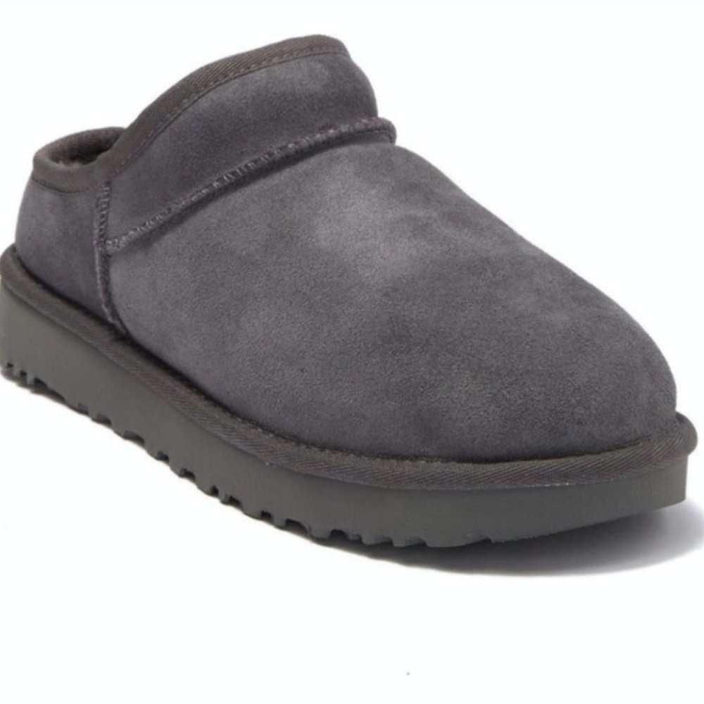 UGG Classic Slipper